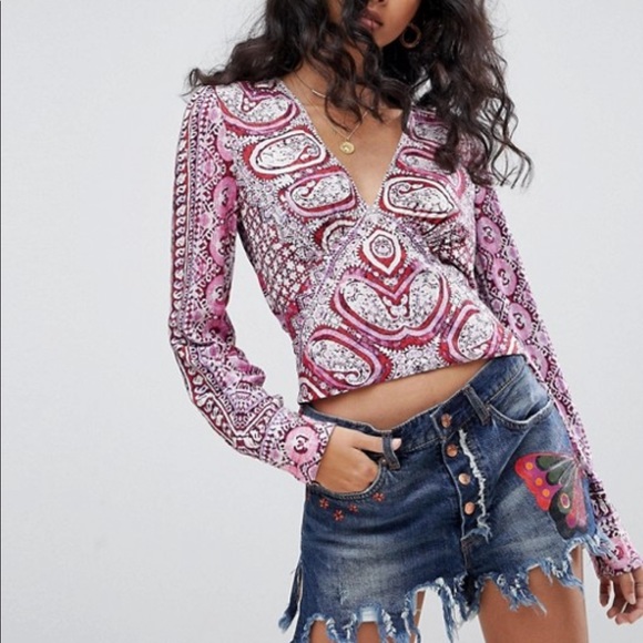 Free People Tops - 🔥FREE PEOPLE🔥Wild And Free Cropped Printed Smocked Blouse Medium/Large NWT